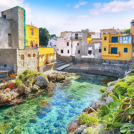Apartment Nest - Family House Santa Flavia